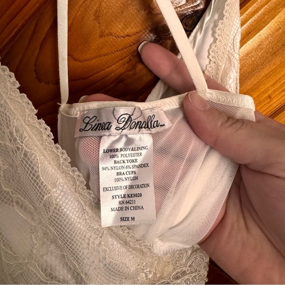 Línea Donatella Keepsake Lace Nightgown - Picture 6 of 7